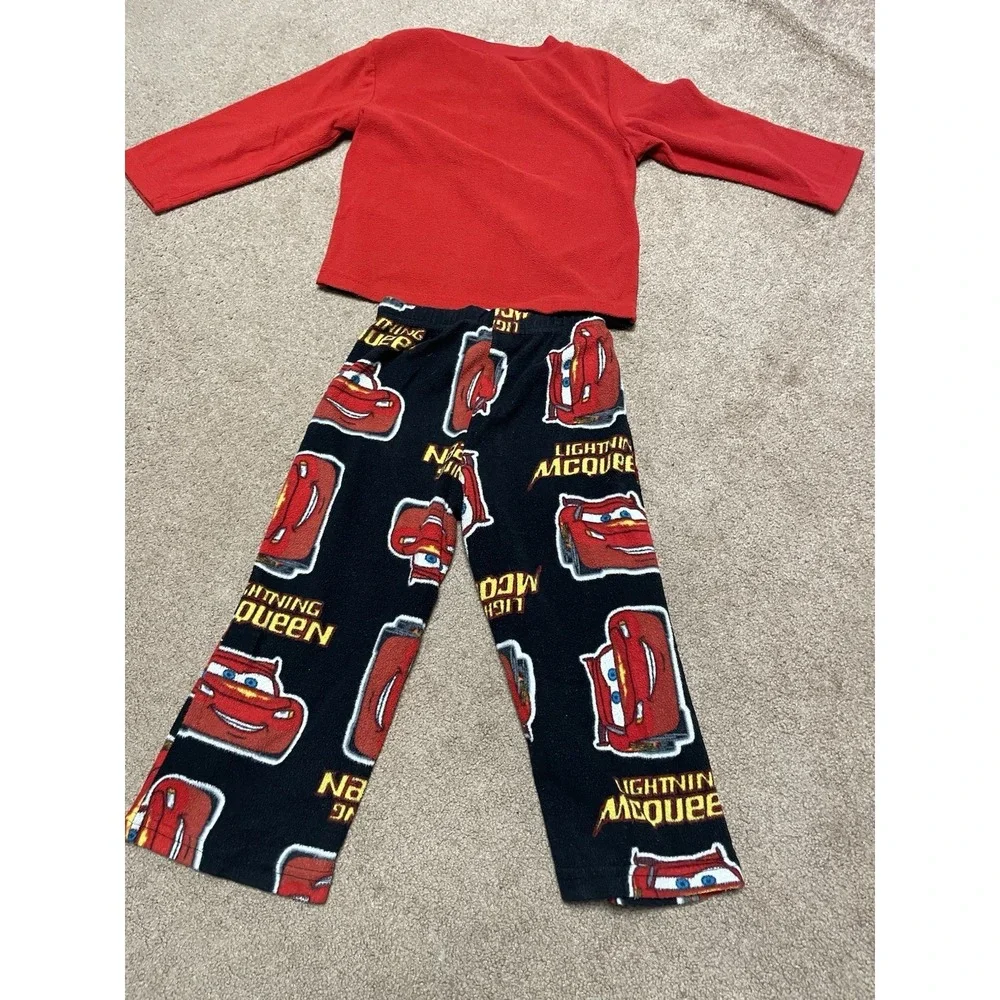 Disney Pixar Cars 2‎ Lightning McQueen Toddlers Pajama Set Red Black Yellow 4T